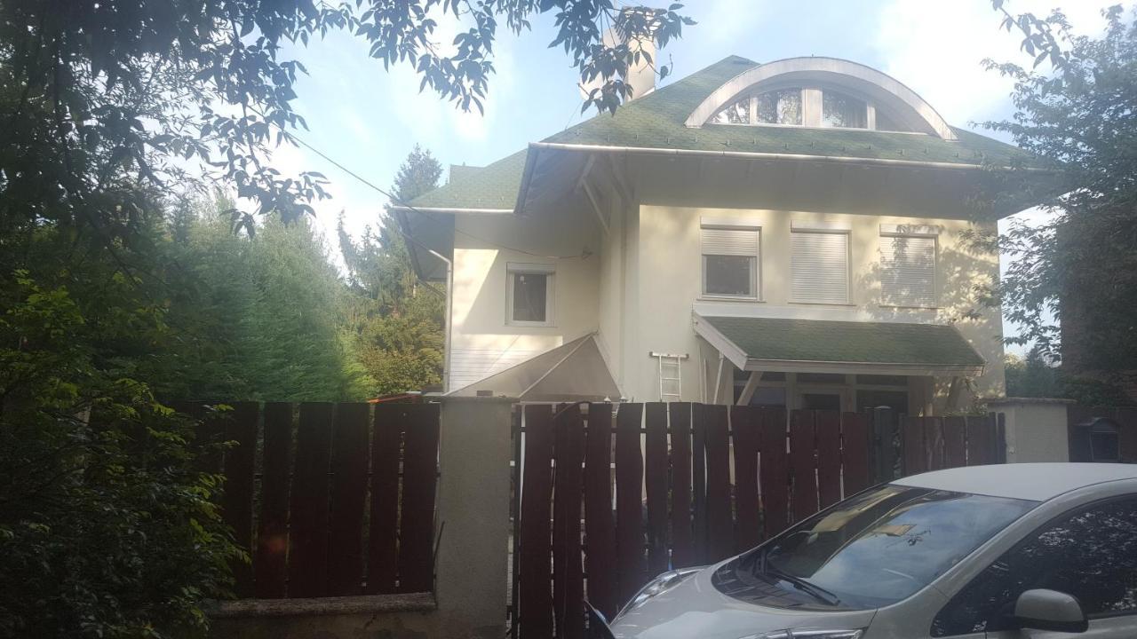 Bliss Apartment Тата Экстерьер фото